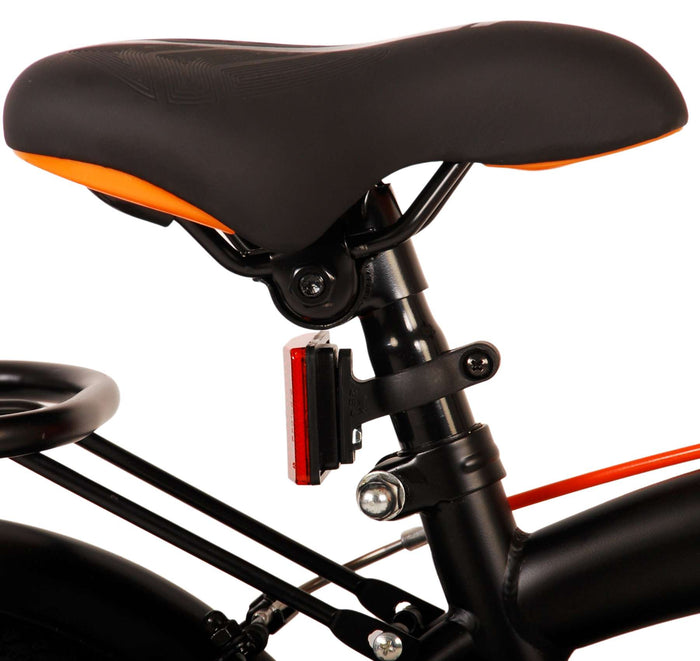 Volare Thombike Barncykel 12 tum, Svart Orange Två Handbromsar - Lilla Cykelbutiken